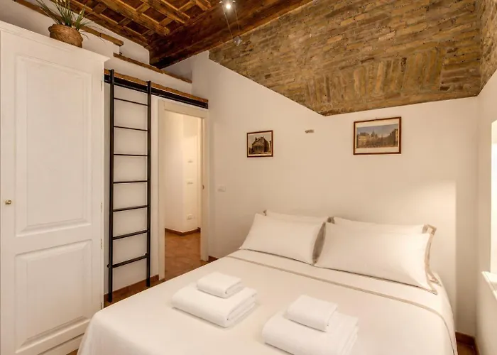 Apartment Campo De' Fiori Historic